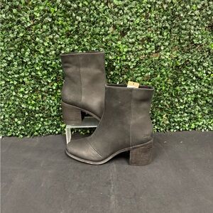 TOMS Evelyn Heeled Boot - W9
